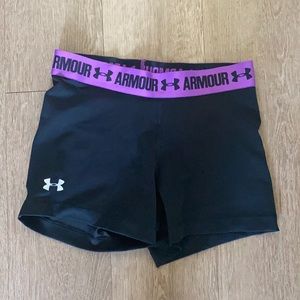 Under armor spandex shorts